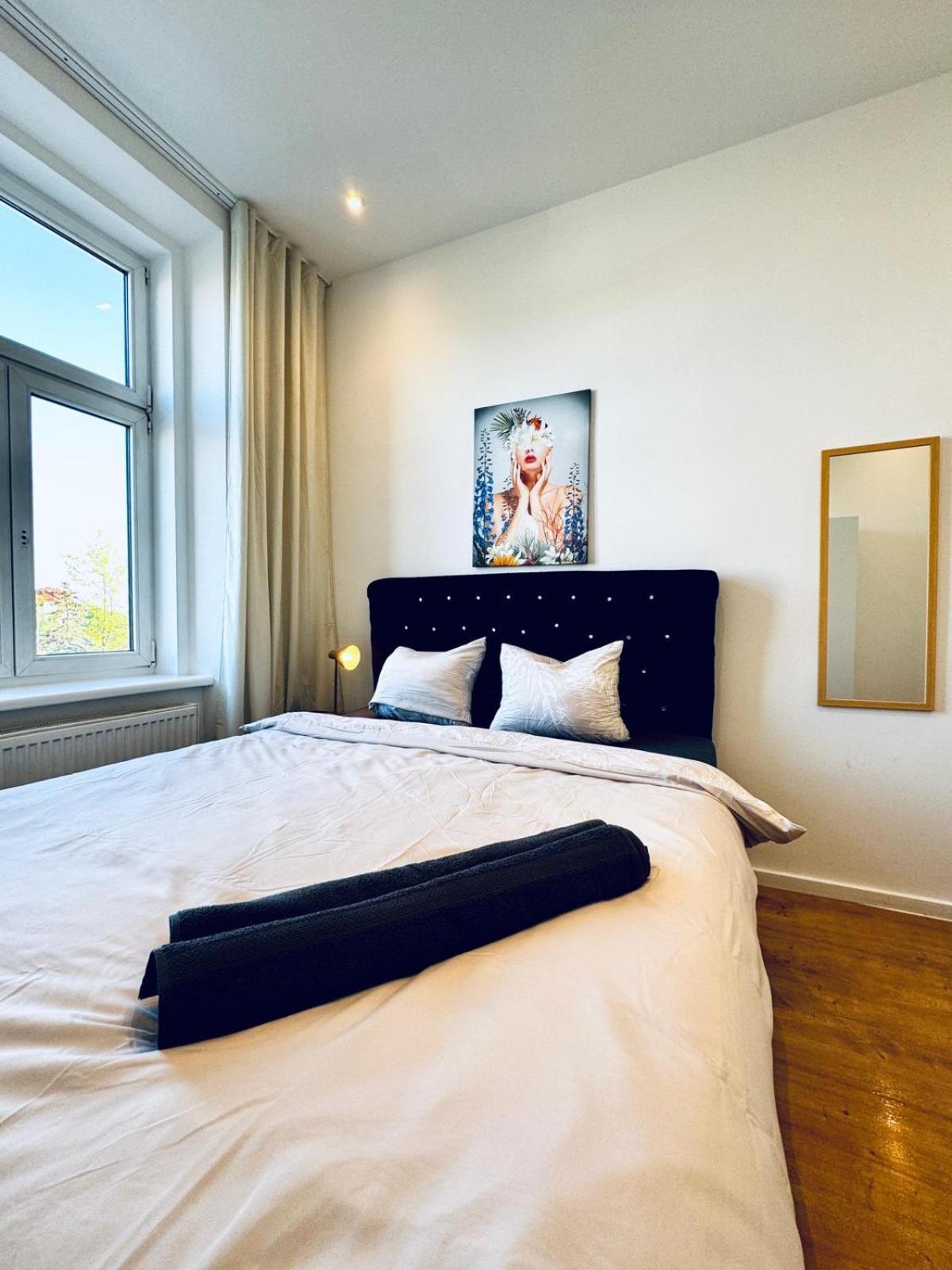 Spacious 3br Shared Near Kaufpark Alterlaa *