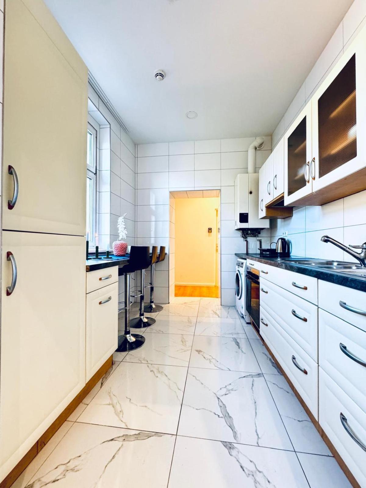 Apartment Spacious 3br Shared Near Kaufpark Alterlaa