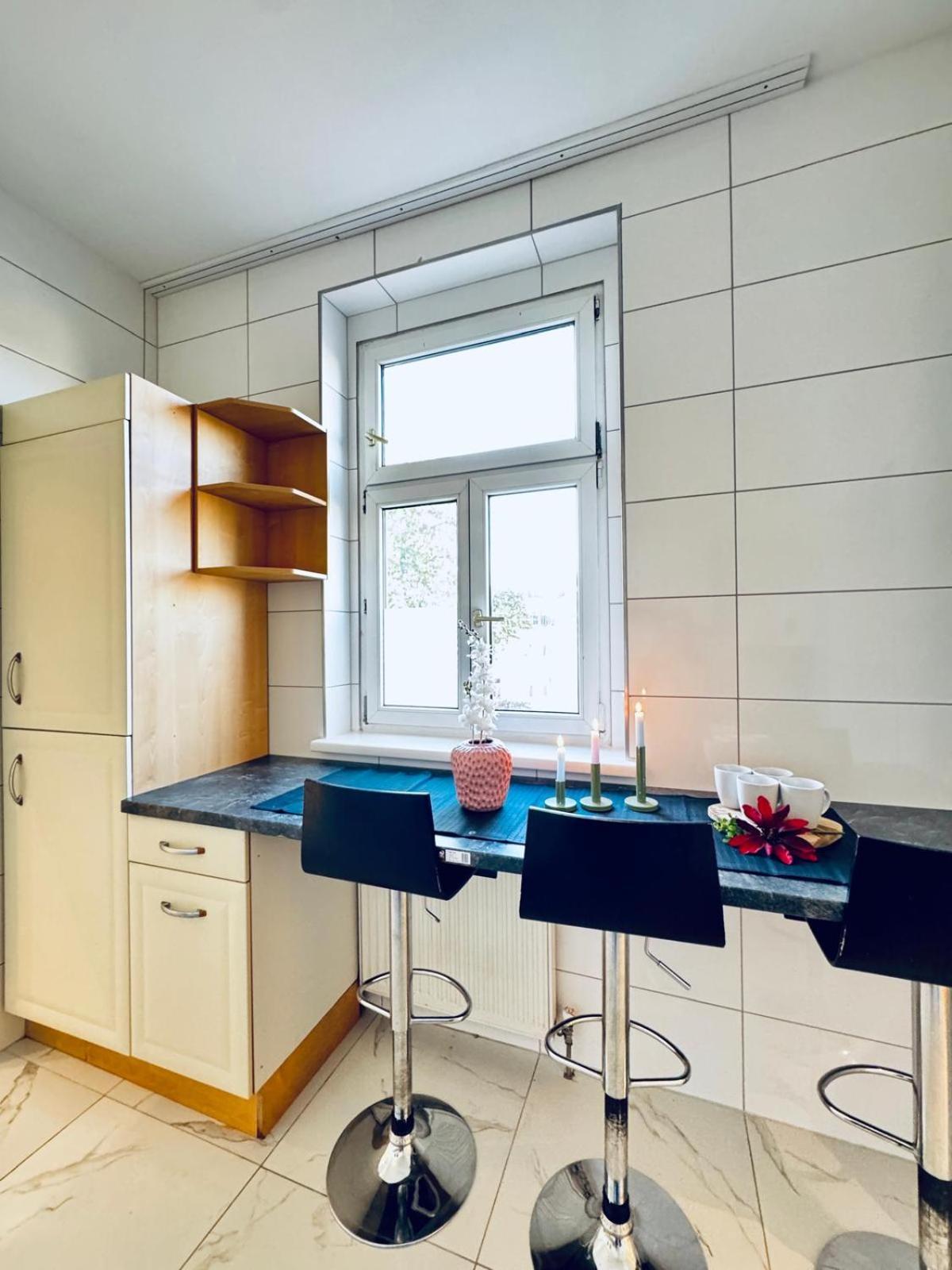 Apartment Spacious 3br Shared Near Kaufpark Alterlaa Vienna